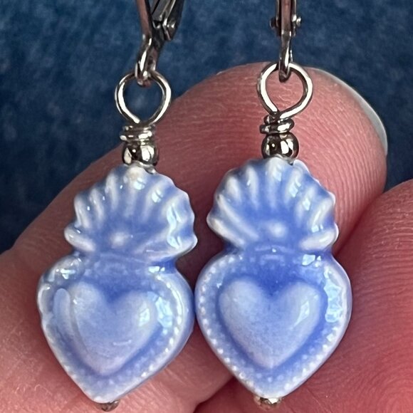 Blue Sacred Heart Ceramic Dangle Earrings, Milagro, Ex-Voto, Small Earrings - Picture 6 of 6